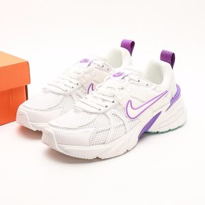 کتونی نایک وی تو کی ران سفید NIKE V2K RUN