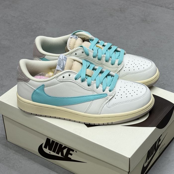 Jordan 1 low outlet tiffany