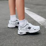 کتونی نیوبالانس 530 سفید مشکی New Balance