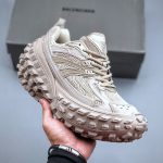بالنسیاگا دیفندر بانسر کرم Balenciaga Defender Bouncer