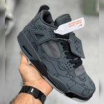 کفش جردن رترو کاز 4 مشکی Jordan 4 Retro Kaws