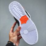 نایک اس بی دانک تایتبوث Nike SB Dunk Low Tightbooth