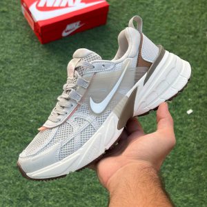 کتونی نایک وی تو کی ران کرمی NIKE V2K RUN سایز بزرگ