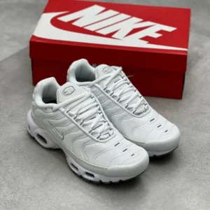 کتونی نایک ایر مکس تی‌ان سفید Nike Air Max TN Triple White