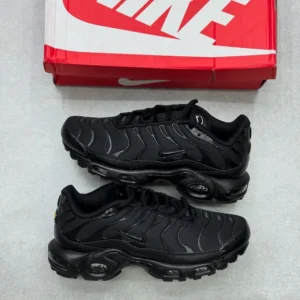 کتونی نایک ایر مکس تی‌ان مشکی Nike Air Max TN Triple Black مستر